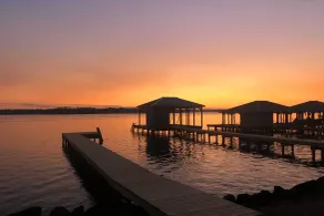 Pet-Friendly Lakefront Getaway w/ Hot Tub! - Interiør