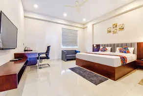 FabHotel Pravaasam Residency - Værelse