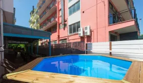Sunflower Beach Backpacker Hostel & Bar - Piscine