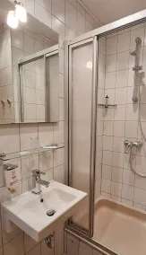 Hotel Prox - Bathroom