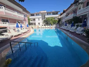 Bahar Apart - Piscina