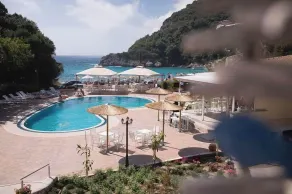 Anemolia Parga Suites - Piscina