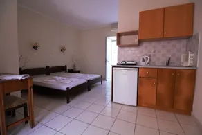 Ampavris Family Apartments - Chambre