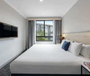 Oaks Sydney North Ryde Suites - Room