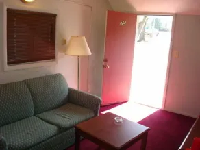Red Mill Inn Motel - Room
