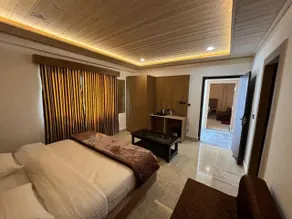 Hotel Kuber Palace Badrinath - Habitación