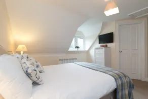 Whitethorn Bed and Breakfast - Room