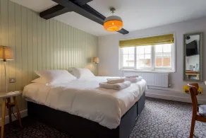 The Dolphin - Room