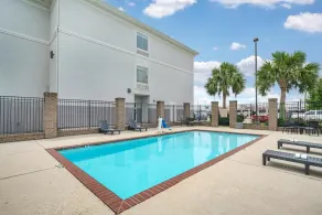 Best Western Plus Chalmette Hotel - Pool