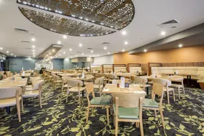 Nightcap at Monash Hotel - Restaurant