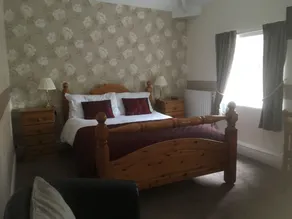 Grove House Guest House - Chambre
