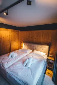 Kinderfreundliche charmante Wohnung mit Sauna, Terrasse und Pool | Skifahren in der Nähe | Ideal für Homeoffice | Haustiere sind willkommen - Zimmer