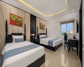 Elegant Hotel - Room