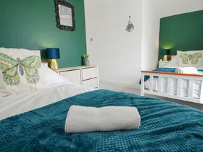 Bulls Head Historic Home With Garden And Hot Tub - Room