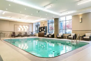 DoubleTree by Hilton Kitchener - Piscine