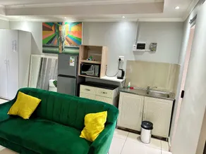 Mowetu Guest House - Room