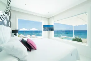 Lani's Suites de Luxe  - Vue de la chambre