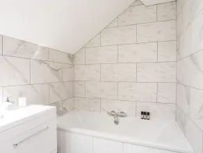 The Stables - Baño