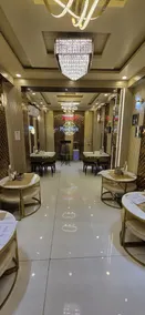 HOTELLEOs - Restaurant