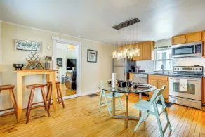 < 1 Mi to Historic District! Retreat in Bennington - Innvendig