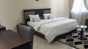 Girozolin Hotel and Suites  - Habitación