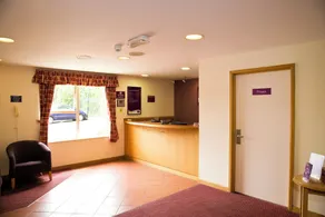 Premier Inn Watford Central - Recepción