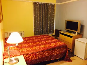 Aldrich Hotel - Room