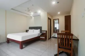 DJ Grand Hotel - TPT - Rom