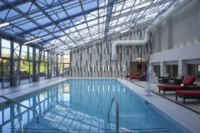 Hilton Toronto Airport Hotel & Suites - Piscine