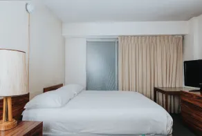 Royal Grove Waikiki - Zimmer