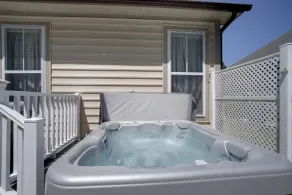 Deck, Hot Tub & Resort Amenities: Ocean View Gem - Interiør