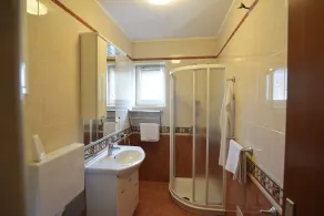 Holiday apartment with a balcony and sea view, just 300 metres from the beach - Bad