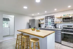 Charming Watkins Glen Home w/ Yard! - Interiör