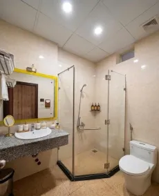 Klei Buon Ma Thuot City Centre Hotel - Badezimmer