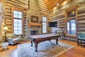 The Barn House: Caldwell Mtn Retreat w/ Hot Tub! - Interiør
