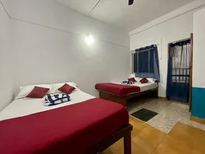 God Gift Hostel - Chambre