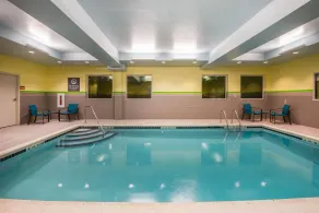 La Quinta by Wyndham Buffalo Amherst - Piscine