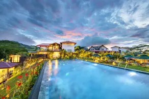 Fox Kandy by Fox Resorts - Luxury in the Mist - Piscine