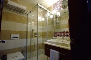 Dareyn Hotel - Bathroom