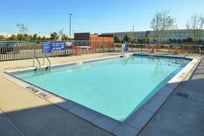 Tru by Hilton Coppell DFW Airport North - Piscine