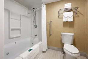 Riverview Inn & Suites - Salle de bain