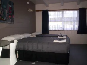 Broadway Motor Inn - Habitación