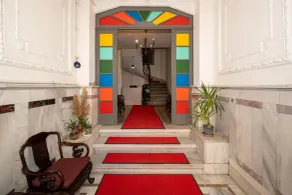 Monev Suites Hotel - Interior entrance