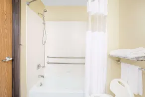 Super 8 by Wyndham Roanoke VA - Salle de bain