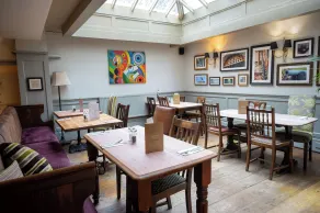 Castle and Ball by Greene King Inns - Restaurante