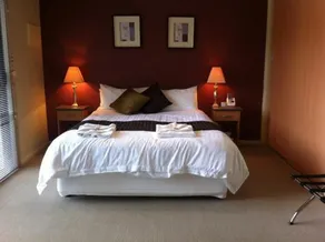 Idyllic Retreat For 4 People in Beautiful Otway Ranges, Recharge & Refresh in Hot Tub - Zimmer