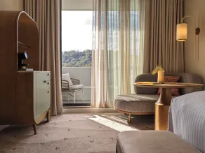 voco Gosford by IHG - Room