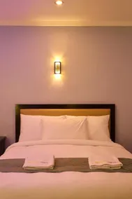 MAISON HOTEL - Room