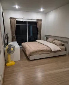 Spacious Entire House with shared Fitness Room and Shared Indoor Pool in club - Habitación