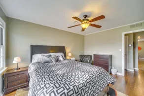 Tulsa Home w/ Yard: 5 Mi to Downtown! - Interior